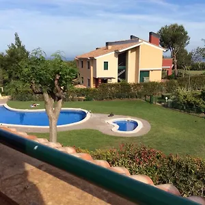 Сasa de vacaciones Preciosa Casa Con Piscina En Bonmont, Bonmont Terres Noves